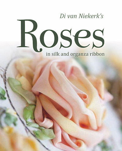 photo book roses in ribbon
